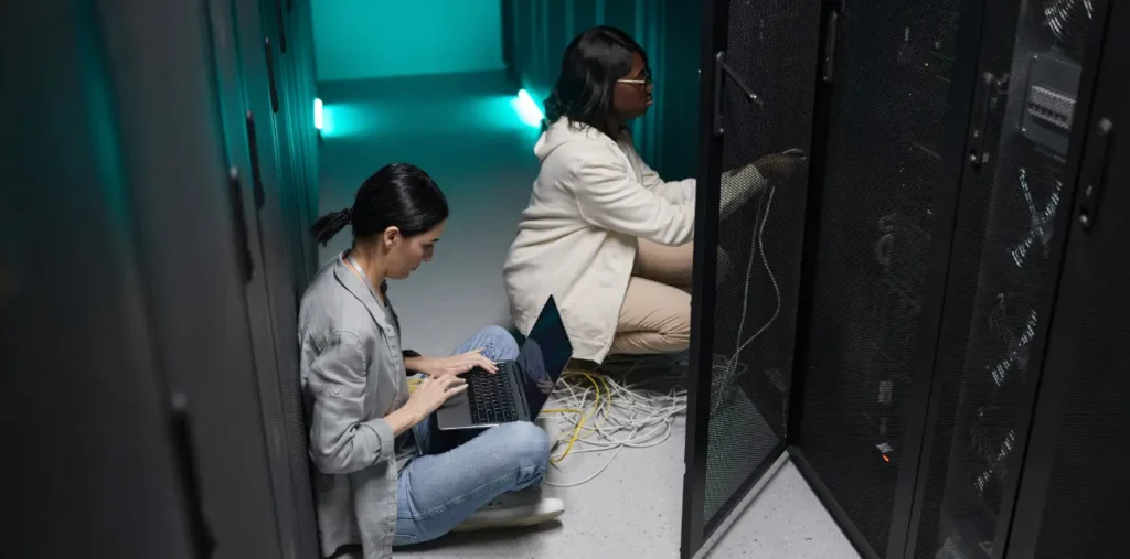 Why TrueGigs is Top Choice for Data Center Technicians 1 The demand for data center careers is skyrocketing due to cloud expansion, edge computing, and AI workloads. With major companies like Amazon, Microsoft, and Google expanding their data facilities, the market for skilled technicians has never been stronger.
