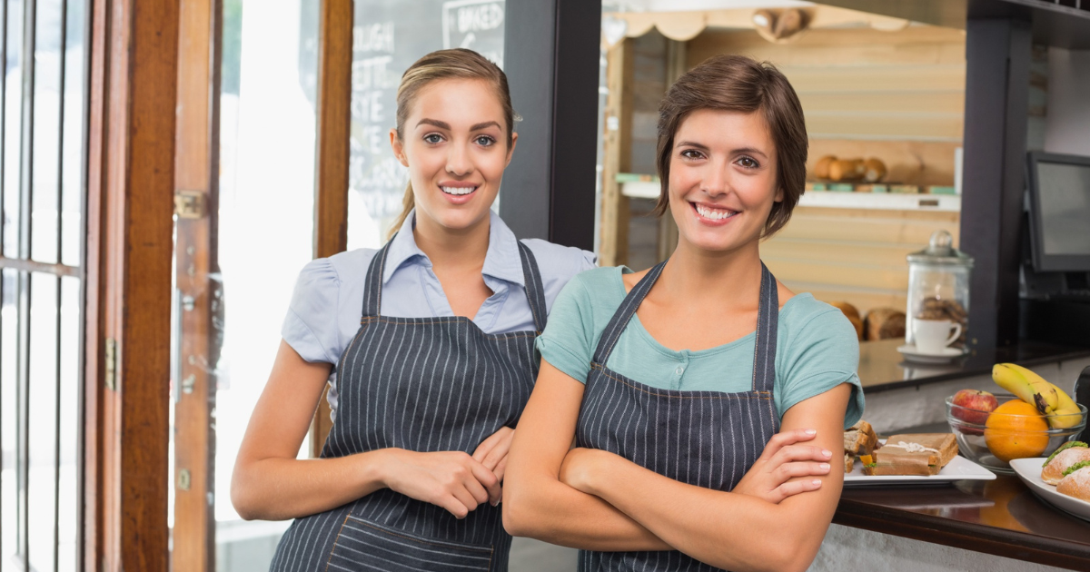 Succeed as a food service worker! Master the 10 essential skills: teamwork, speed, and top-notch customer service.